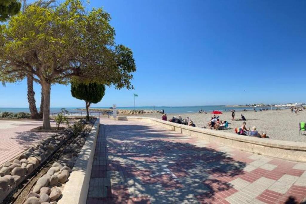 Apartamento Playa Levante Santa Pola Dış mekan fotoğraf